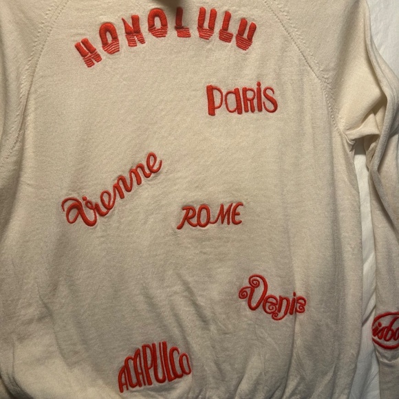 VICTORIAVICTORIA BECKHAM 100% wool cream red city embroidered turtleneck sweater - Picture 4 of 13